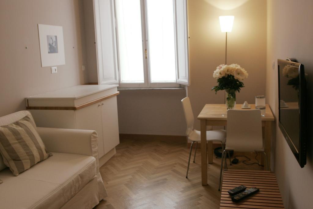 Roman Suite Room photo